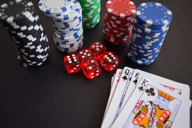 Exploring the Exciting World of Online Poker