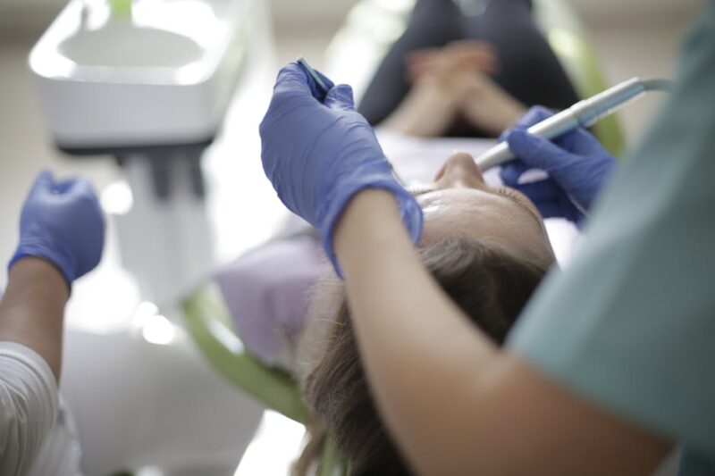 The Comprehensive Guide to Dental Clinics: Everything You Need to Know