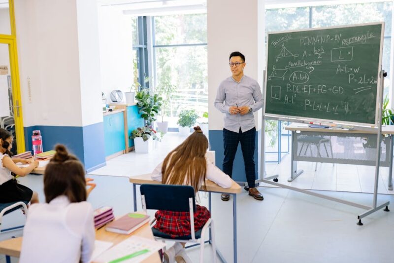 Transforming Education: The Future of Learning in a Digital Age