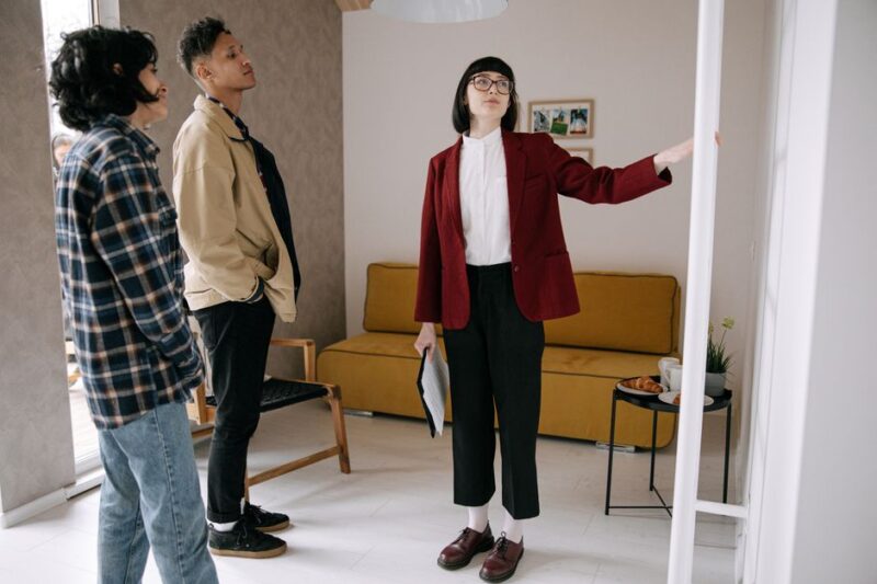 The Essential Role of Real Estate Agents in the Property Market