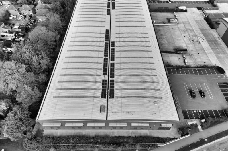 El futuro de la energía: paneles solares industriales