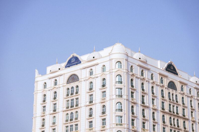 The Allure of Luxury Hotels: A Gateway to Opulence