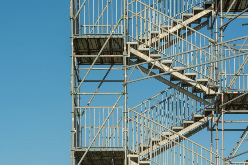 The Essential Guide to Scaffolding Rental for Construction Projects