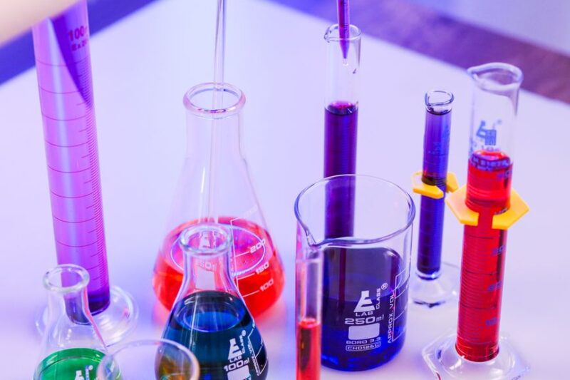 La Revolución de los Equipos de Laboratorio Clínico en la Salud Moderna